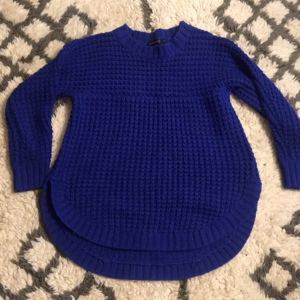 Kiwi Tucker cobalt sweater